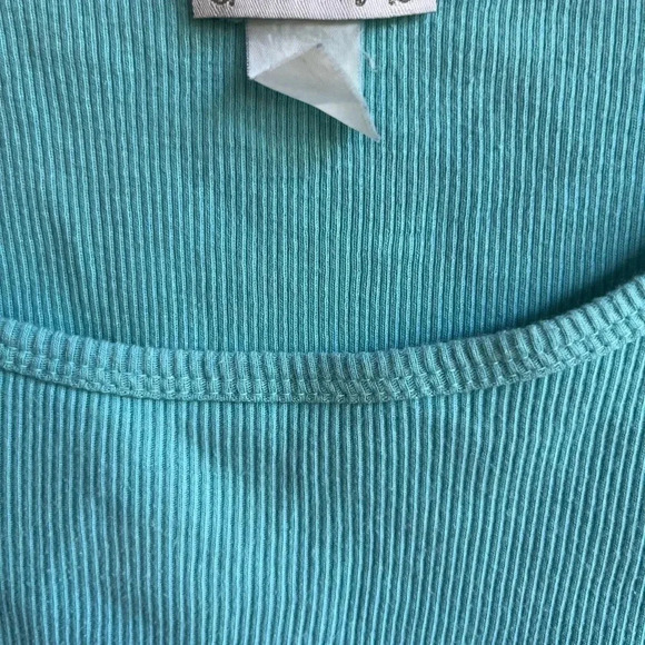 ~Poetry~ Tank Top - Small - Picture 3 of 3